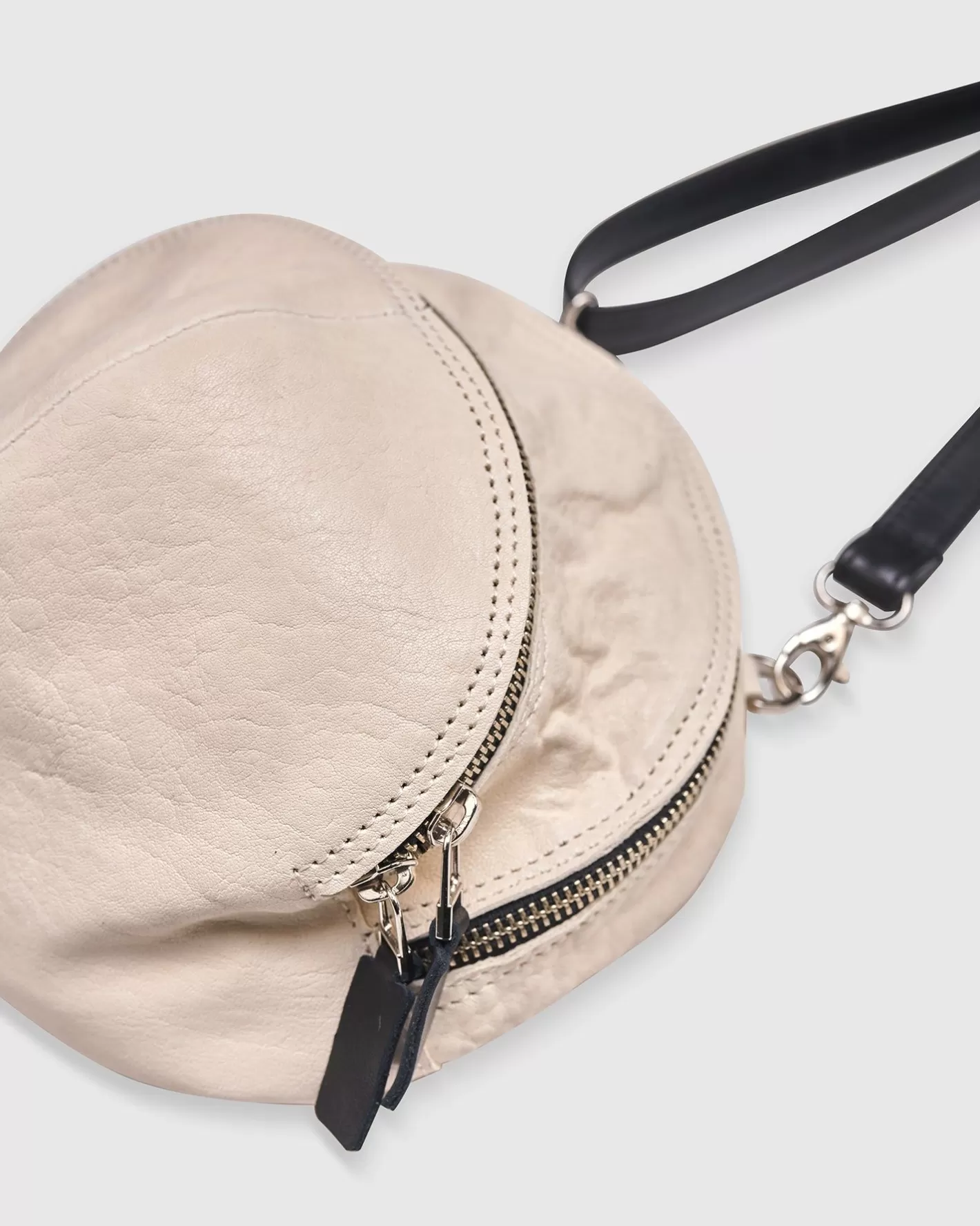 Circle Canteen Bag, Ivory | Alembika Sale