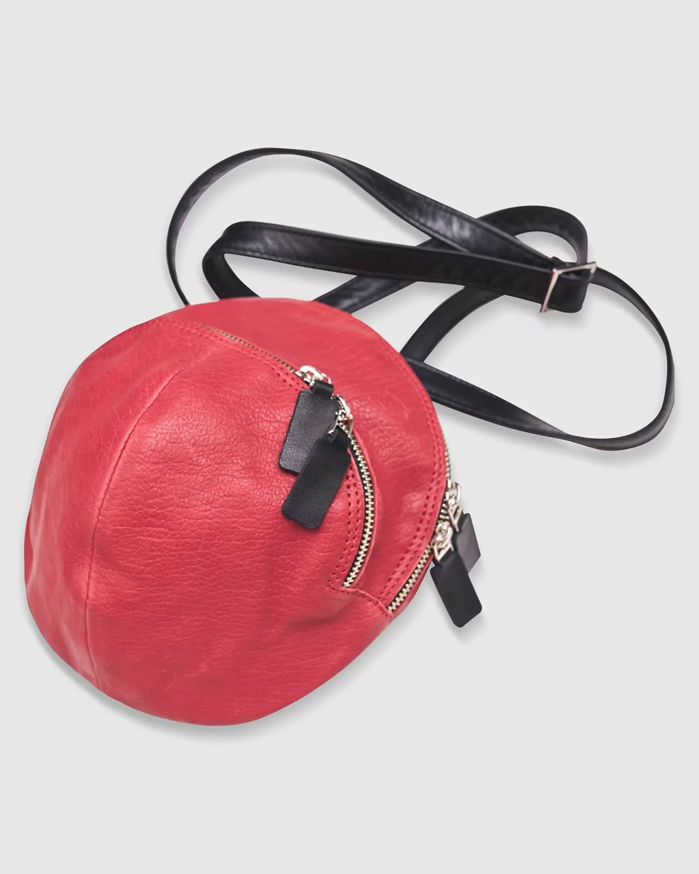 Circle Canteen Bag, Vermillion | Alembika Outlet