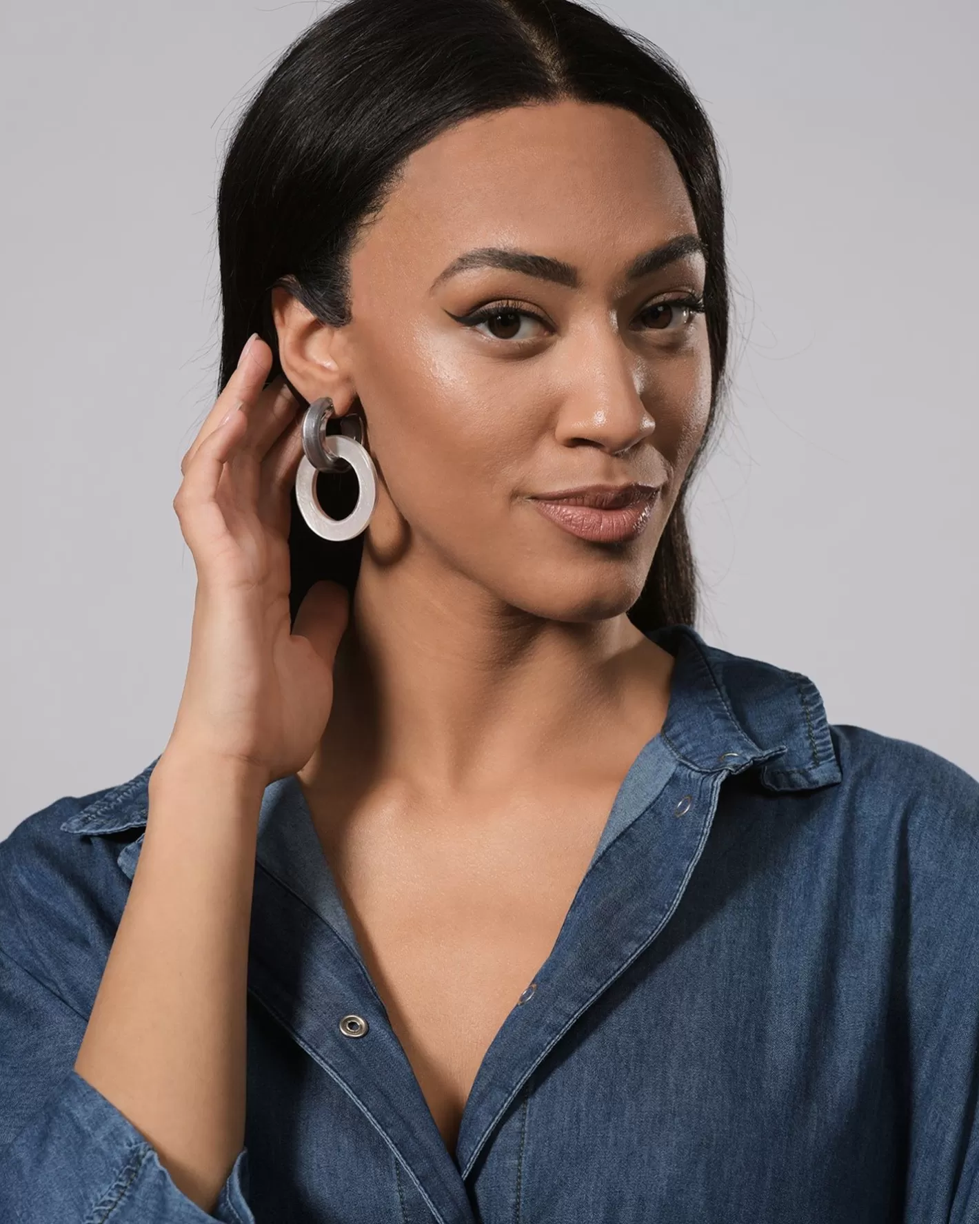 Circle Duet Earrings, Frost | Alembika Cheap