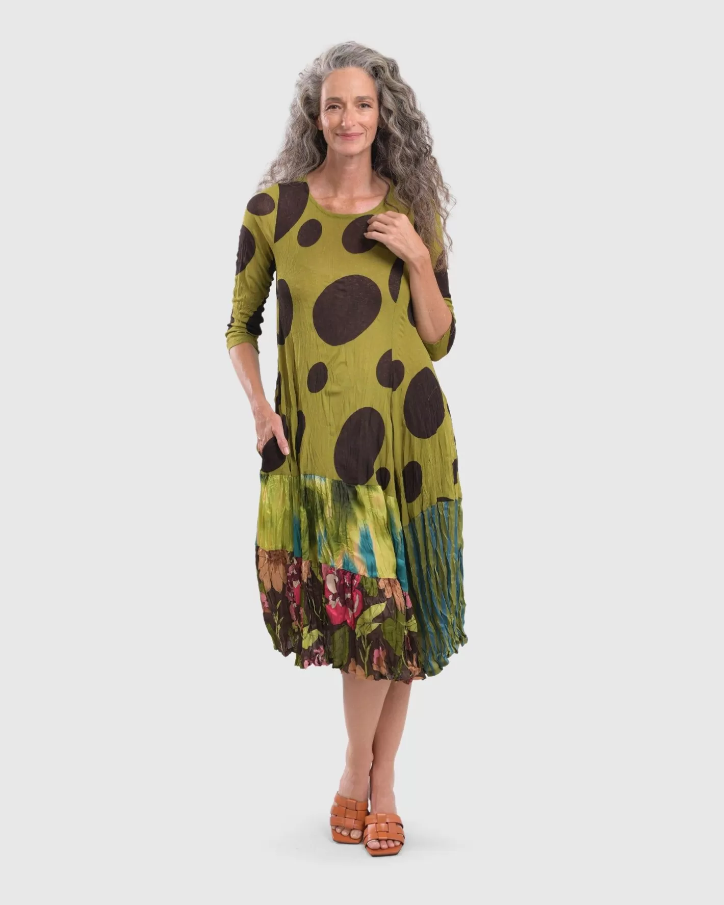 Sara Swing Dress, Olive | Alembika Online