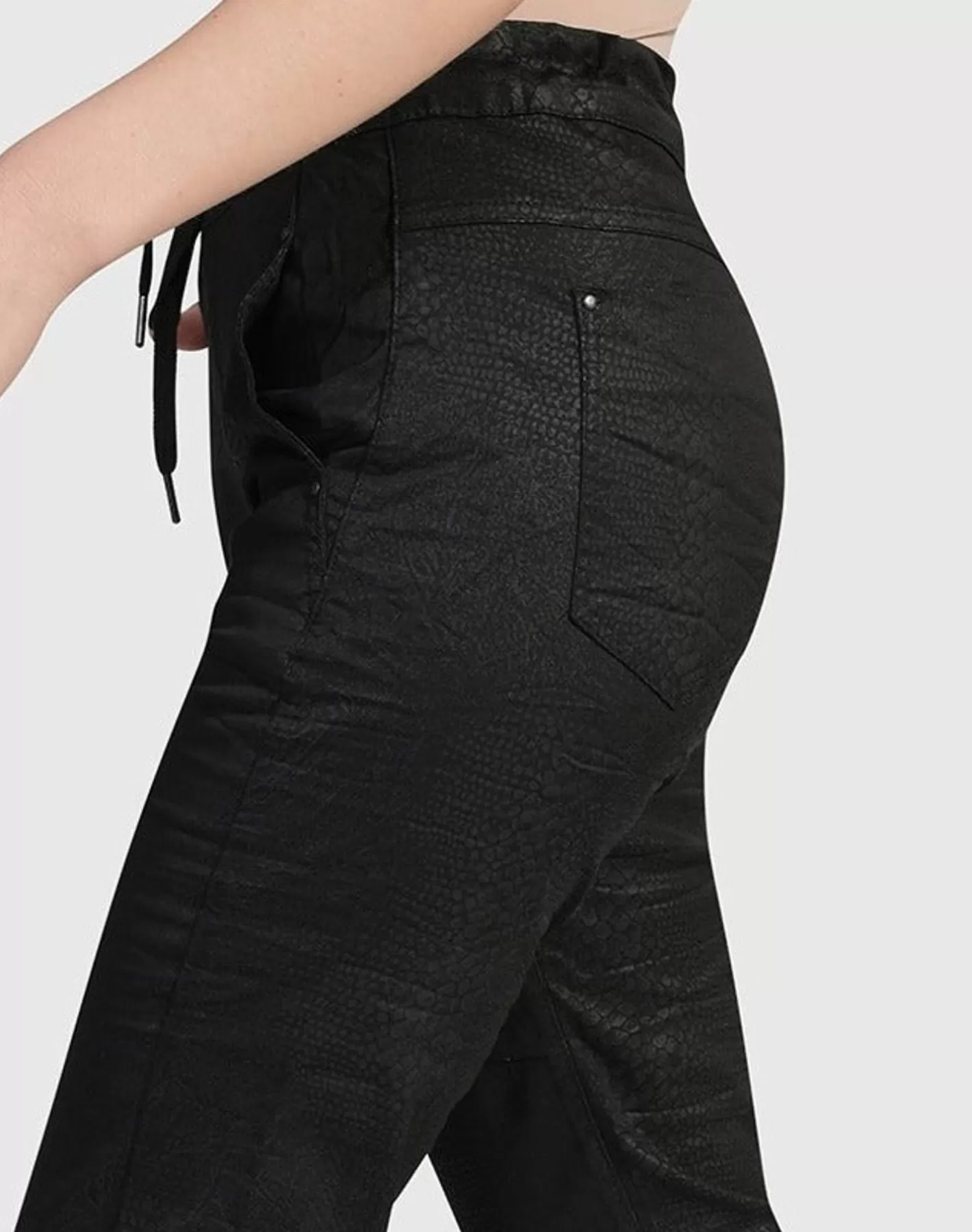 Snake Iconic Stretch Jeans, Black | Alembika Shop