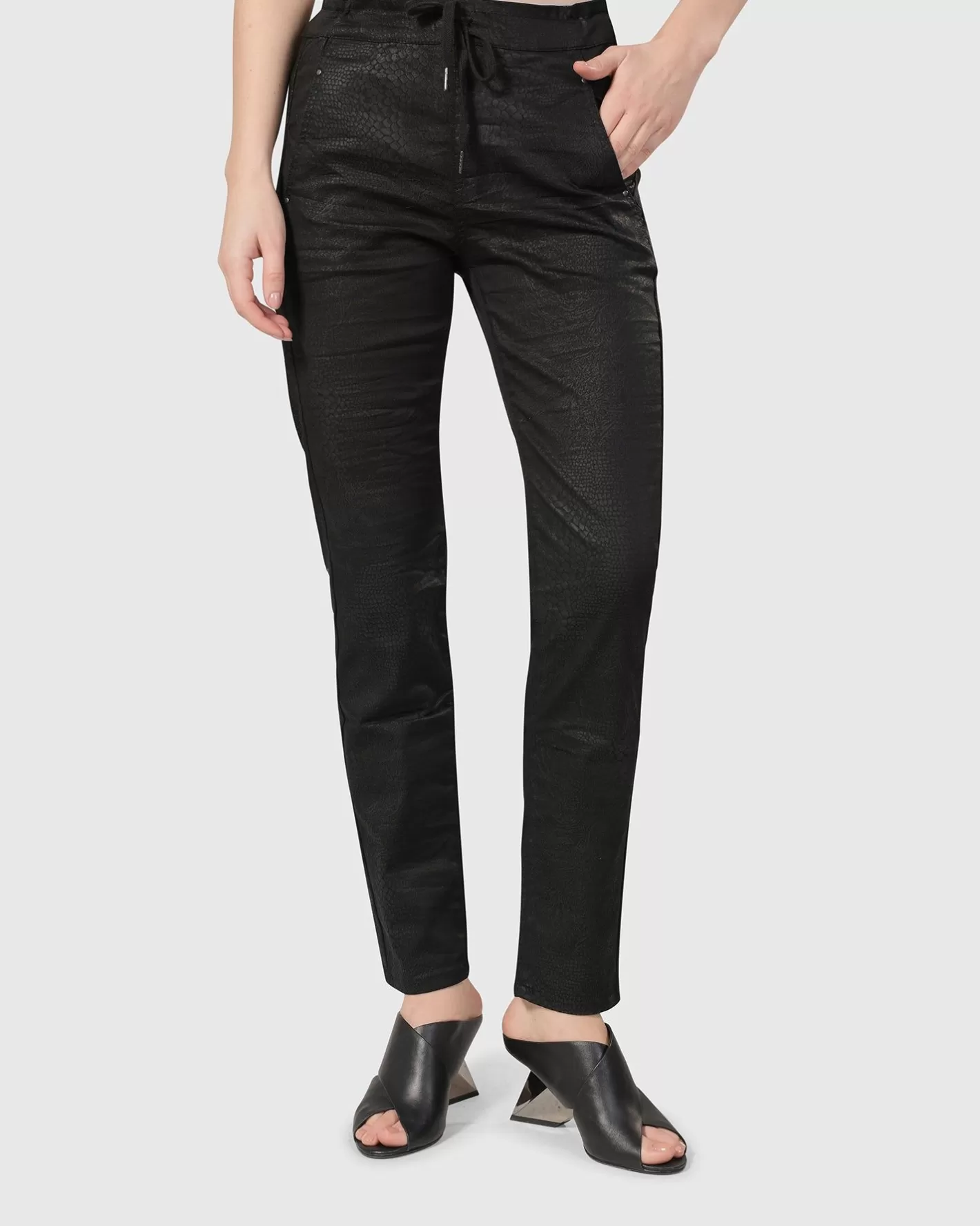 Snake Iconic Stretch Jeans, Black | Alembika Shop